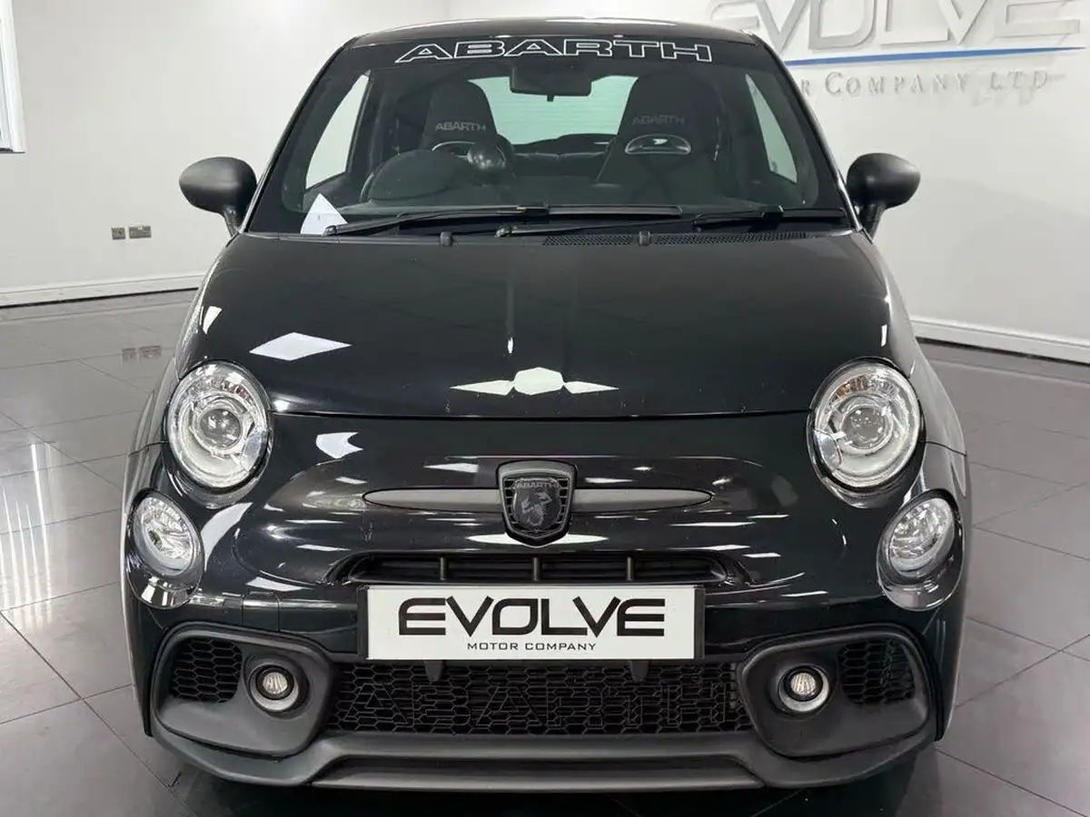 2024-abarth-695-14-tjet-turismo-big-2