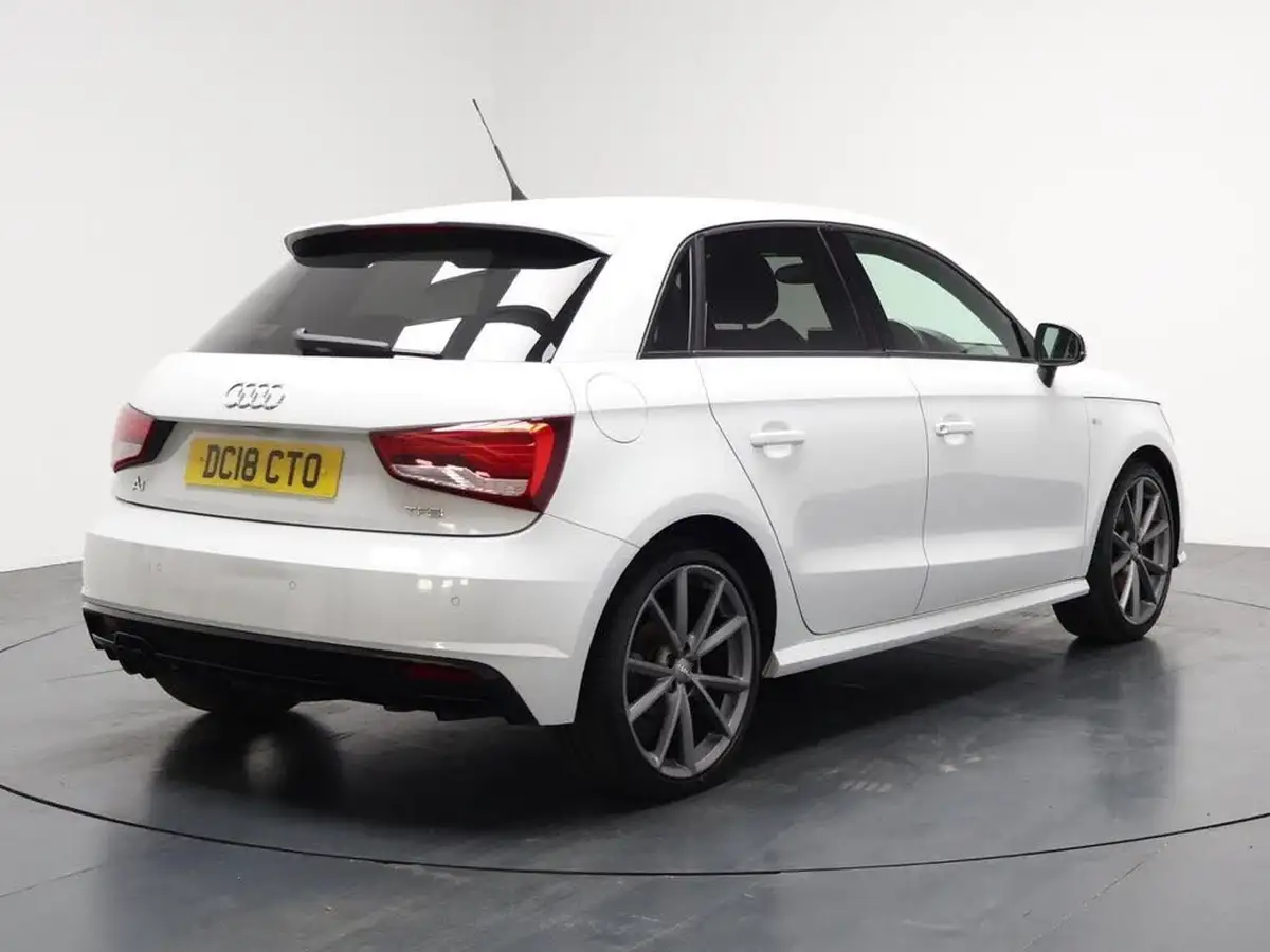 2018-audi-a1-14-tfsi-black-edition-nav-125ps-sportback-5d-s-tronic-big-8
