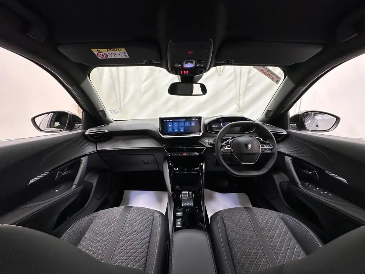 2023-peugeot-2008-suv-12-puretech-allure-big-28