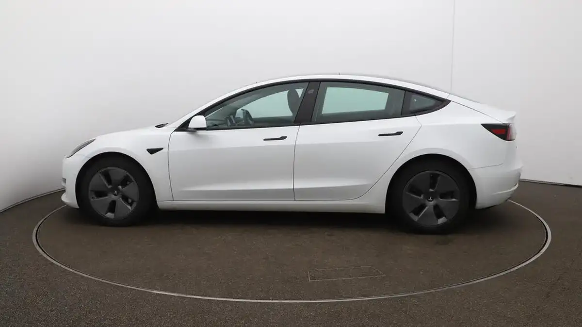2021-tesla-model-3-e-long-range-awd-big-63