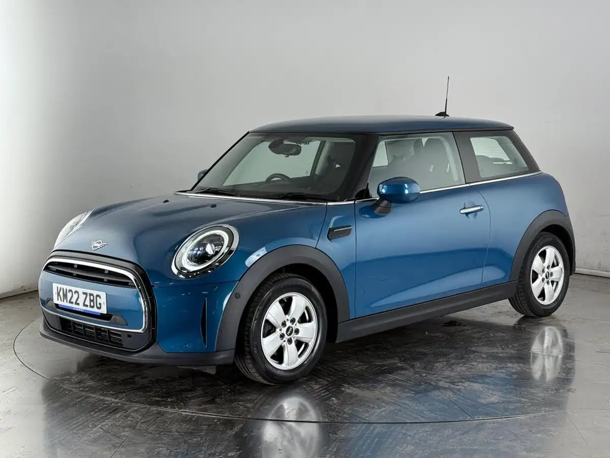 2022-mini-cooper-15-one-classic-3d-auto-big-2