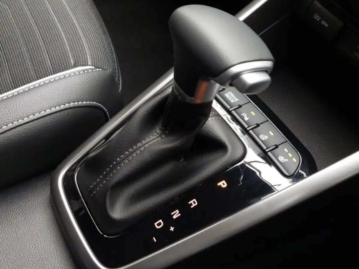 2024-kia-stonic-10-t-gdi-gt-line-s-98bhp-dct-big-15