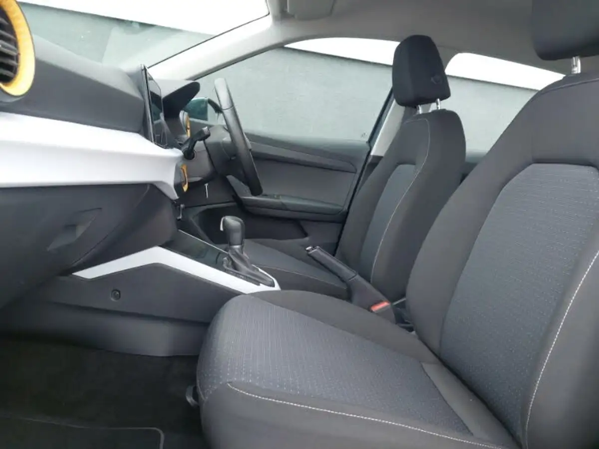 2022-seat-arona-10-tsi-se-technology-big-4
