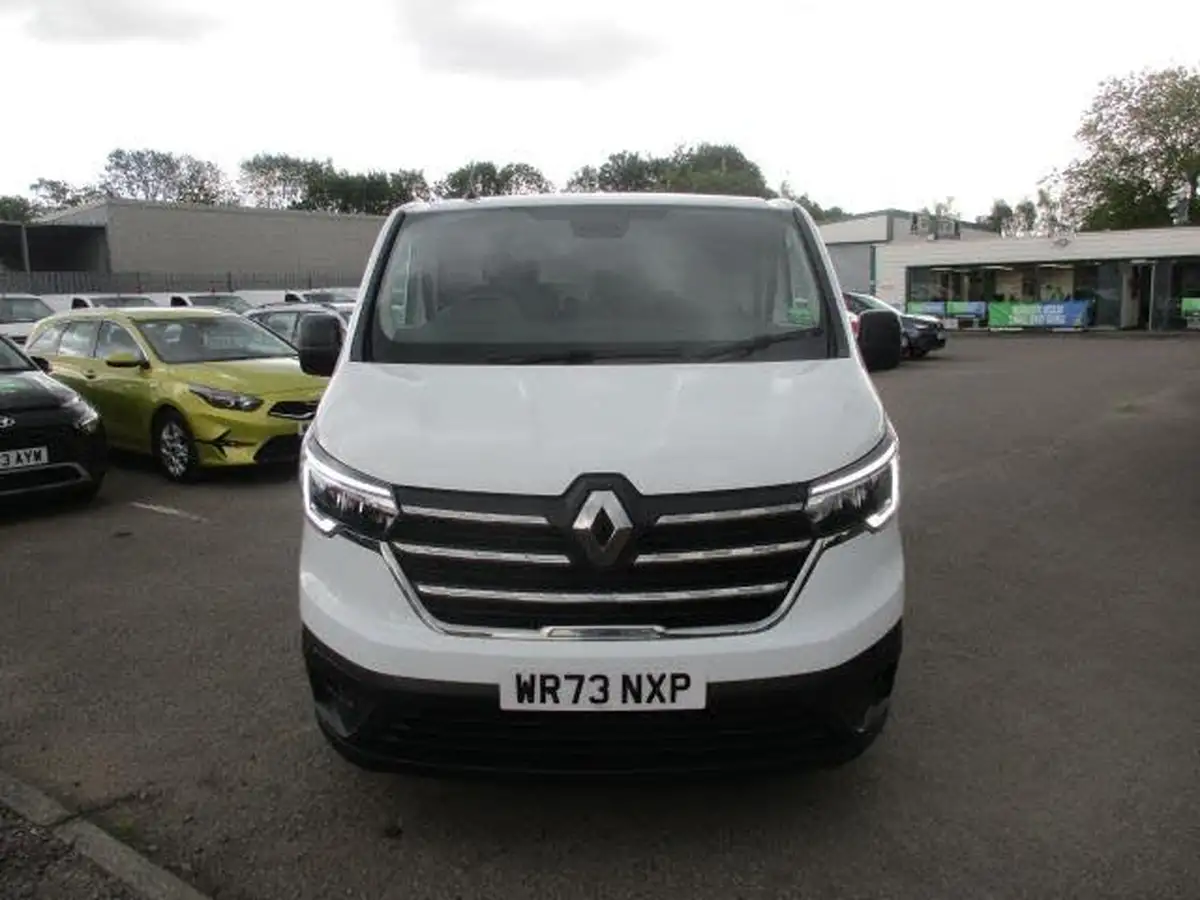 2023-renault-trafic-20dci-sl28-130-business-big-10