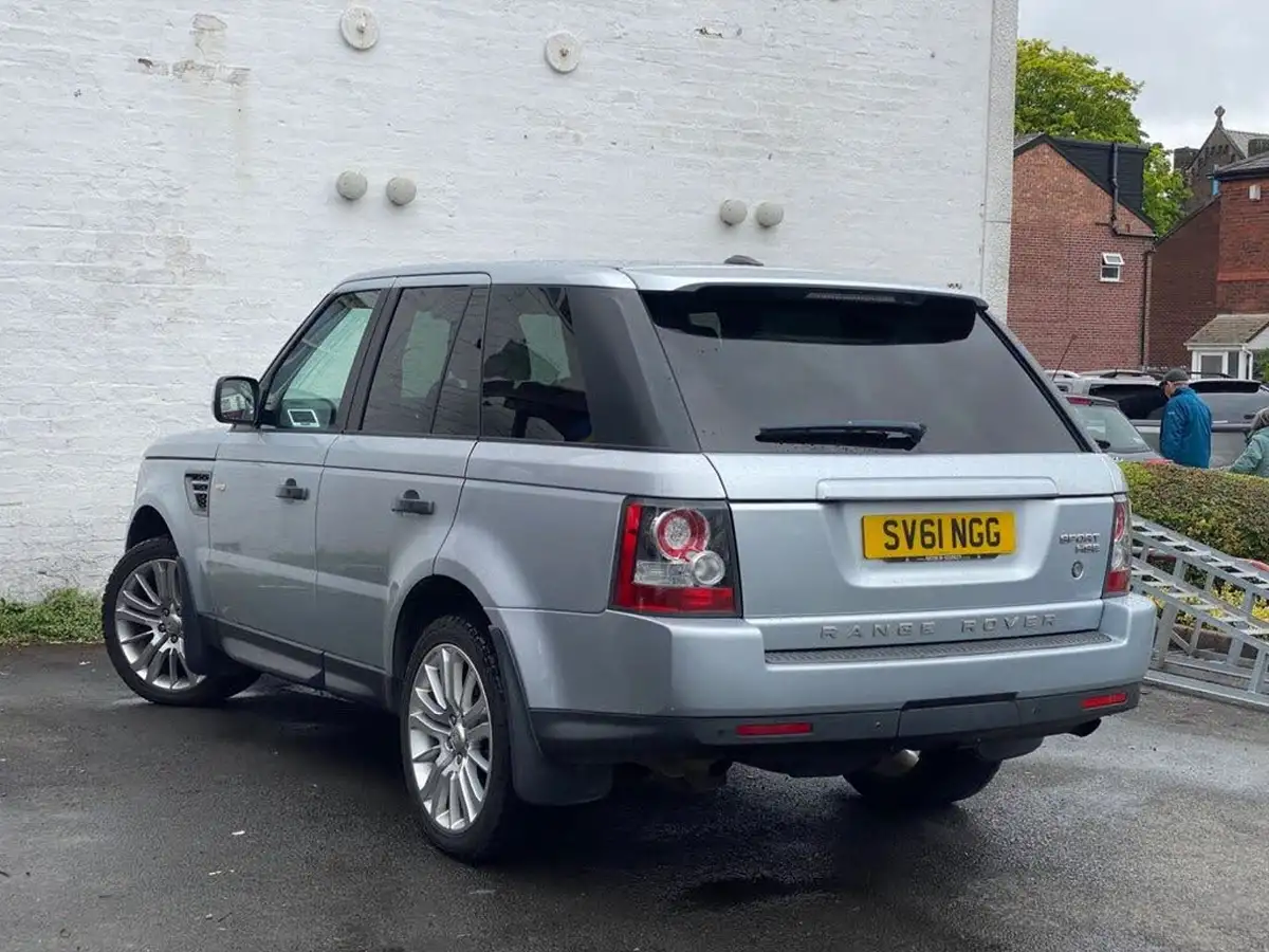 2011-land-rover-range-rover-sport-30td-hse-big-7