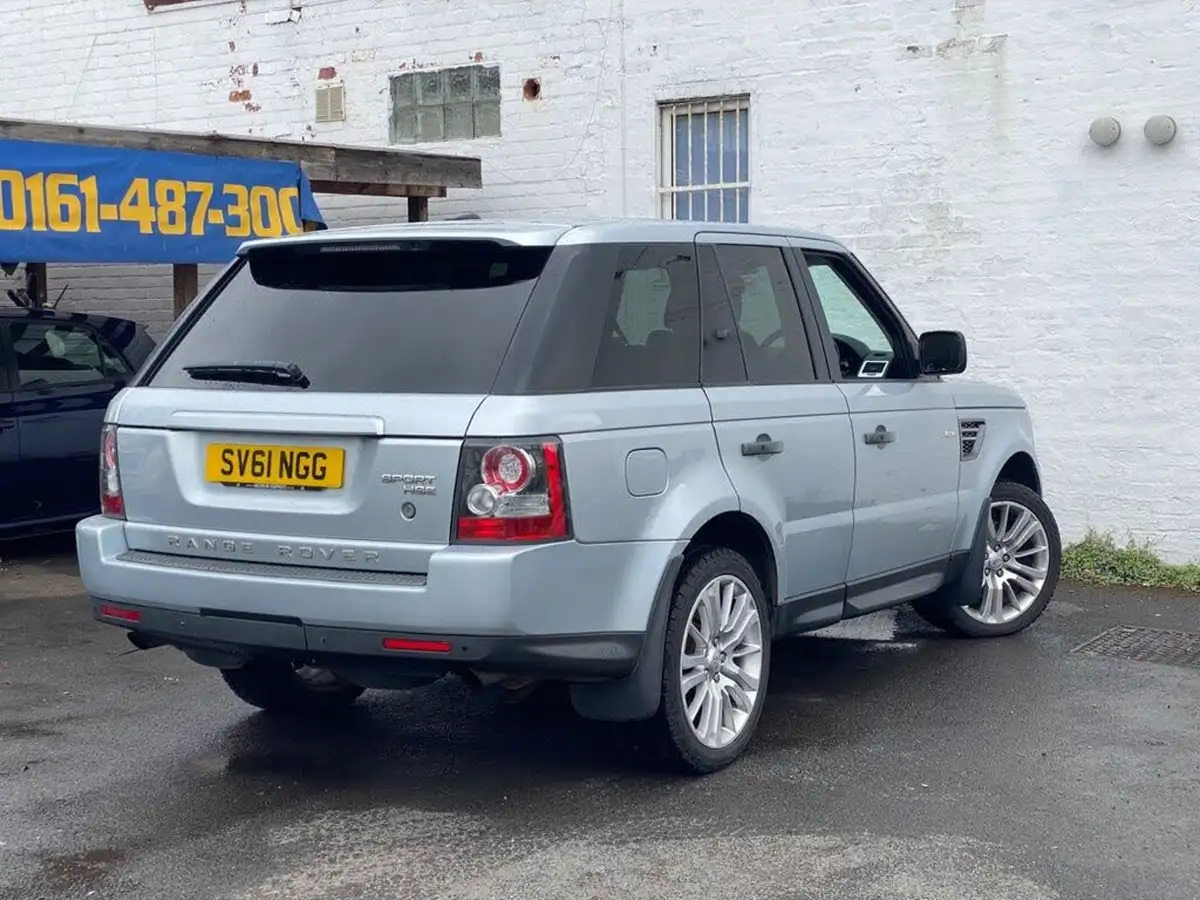 2011-land-rover-range-rover-sport-30td-hse-big-11