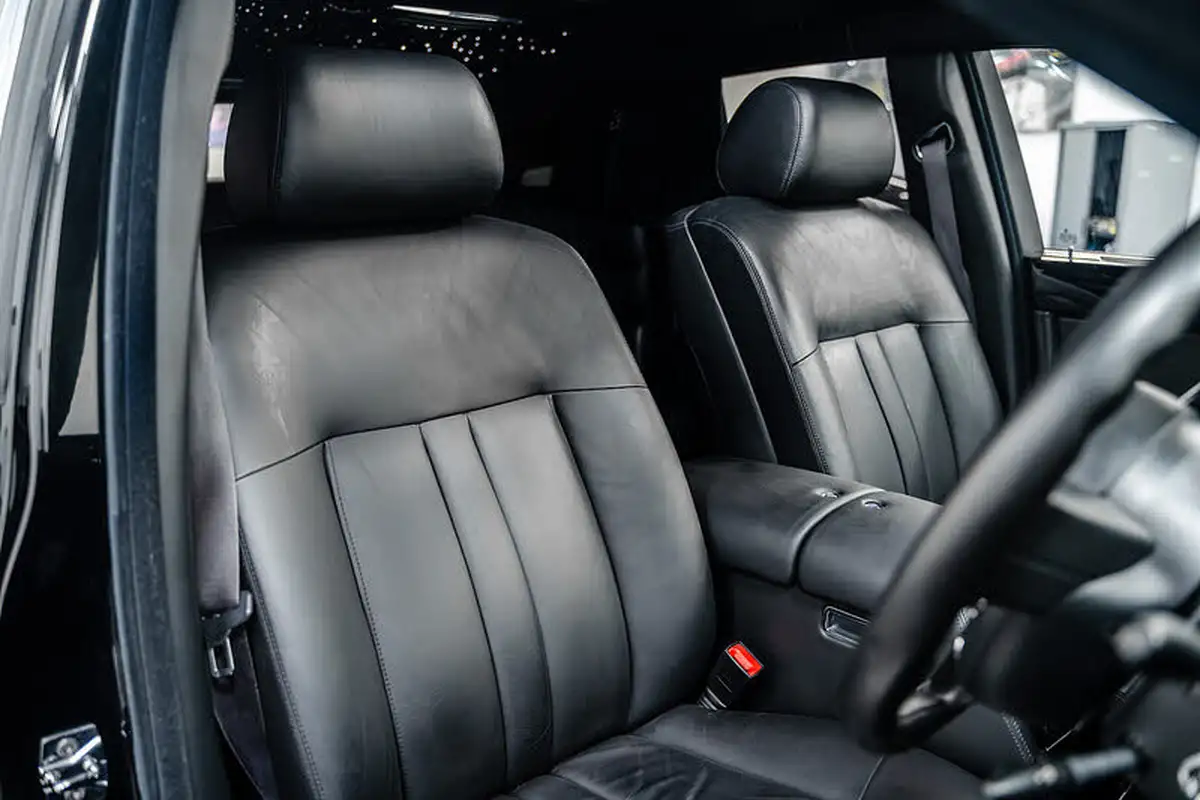 2012-rolls-royce-phantom-67-big-2
