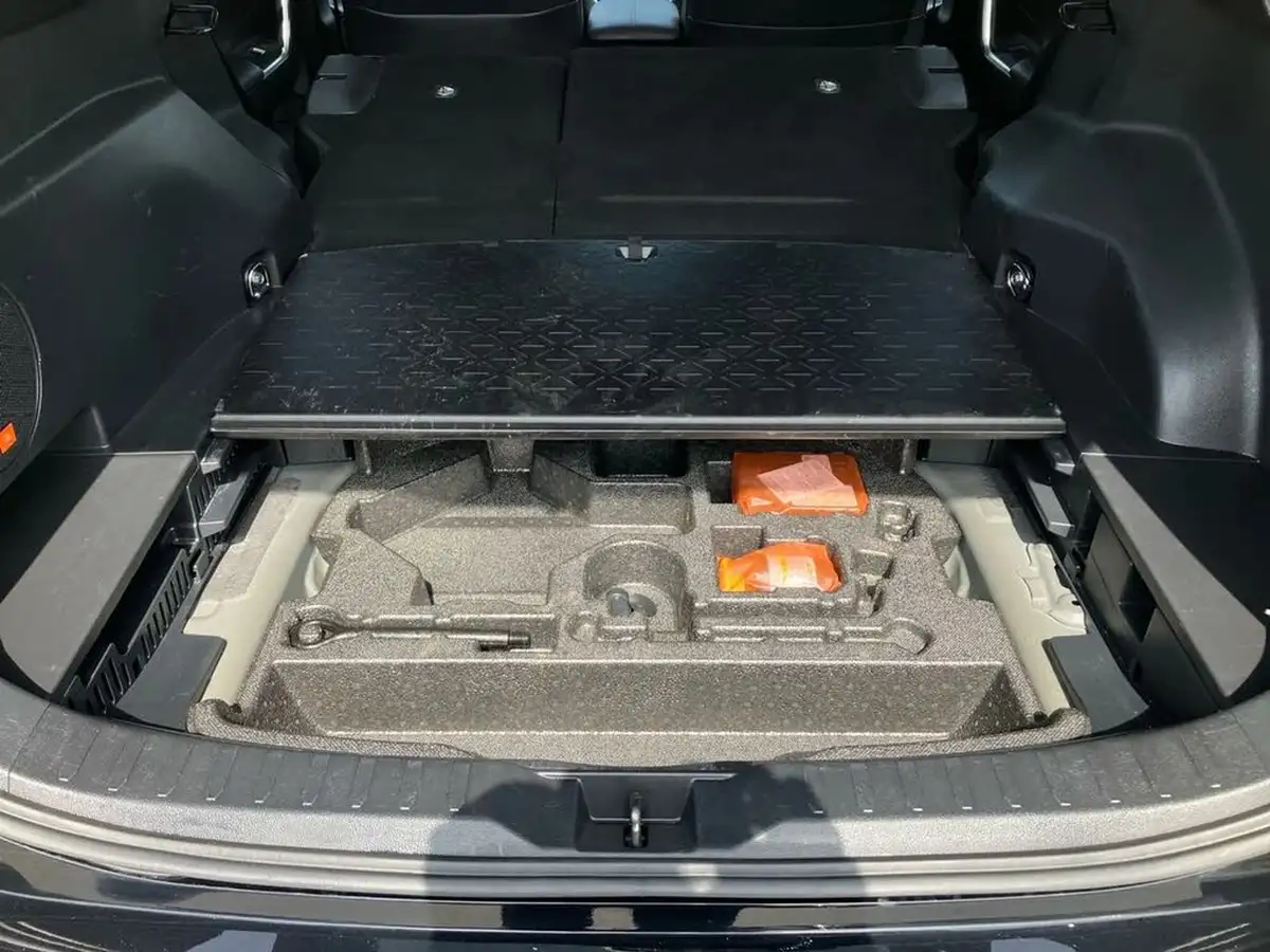 2021-toyota-rav4-25-vvt-i-black-edition-215bhp-big-40