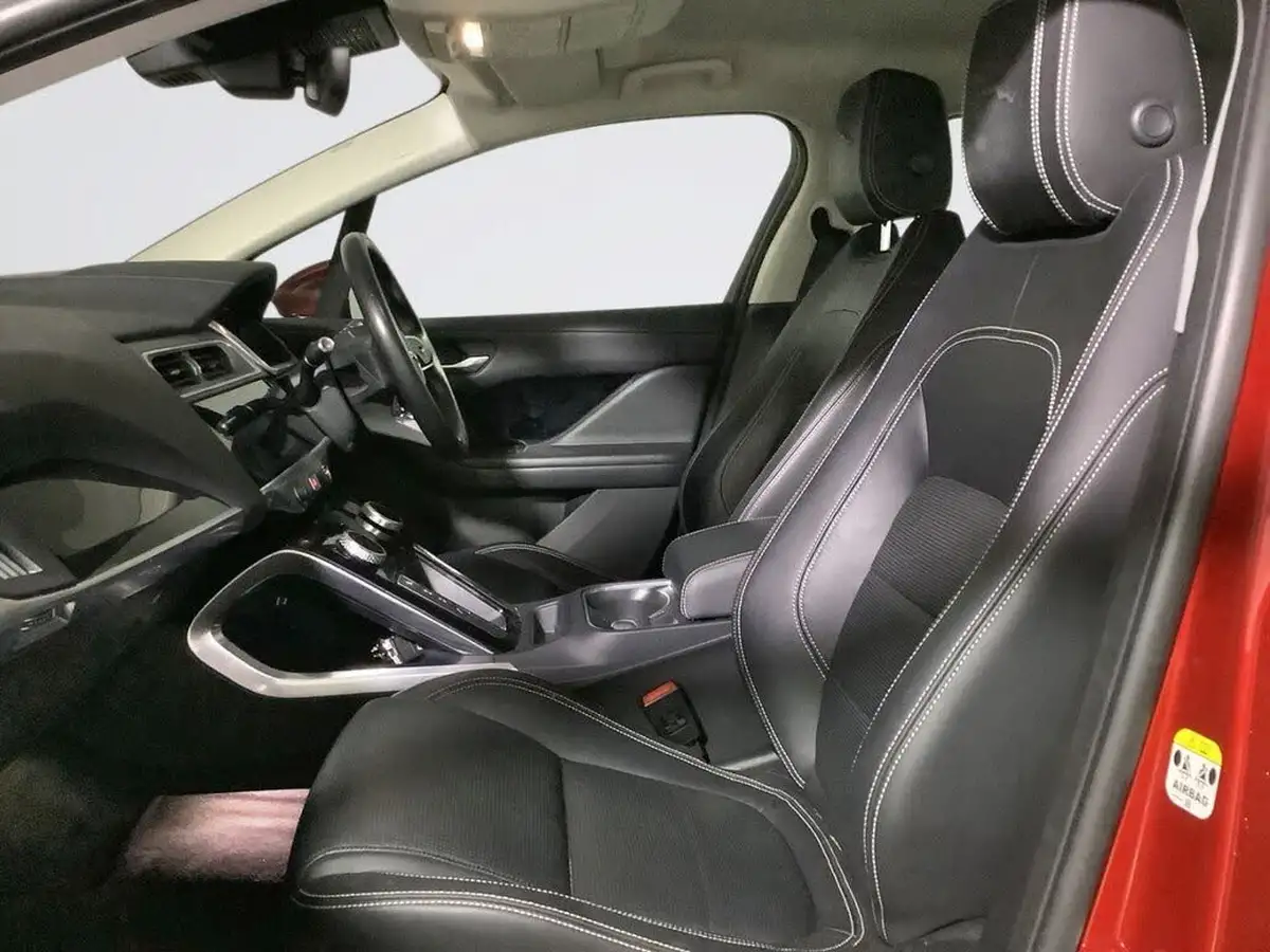 2021-jaguar-i-pace-ev400-se-big-10