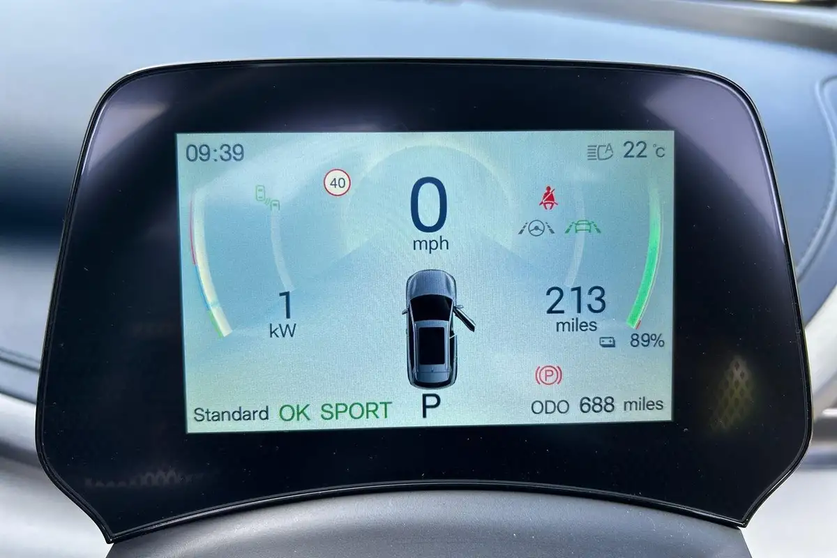 2024-byd-atto-3-e-design-big-36