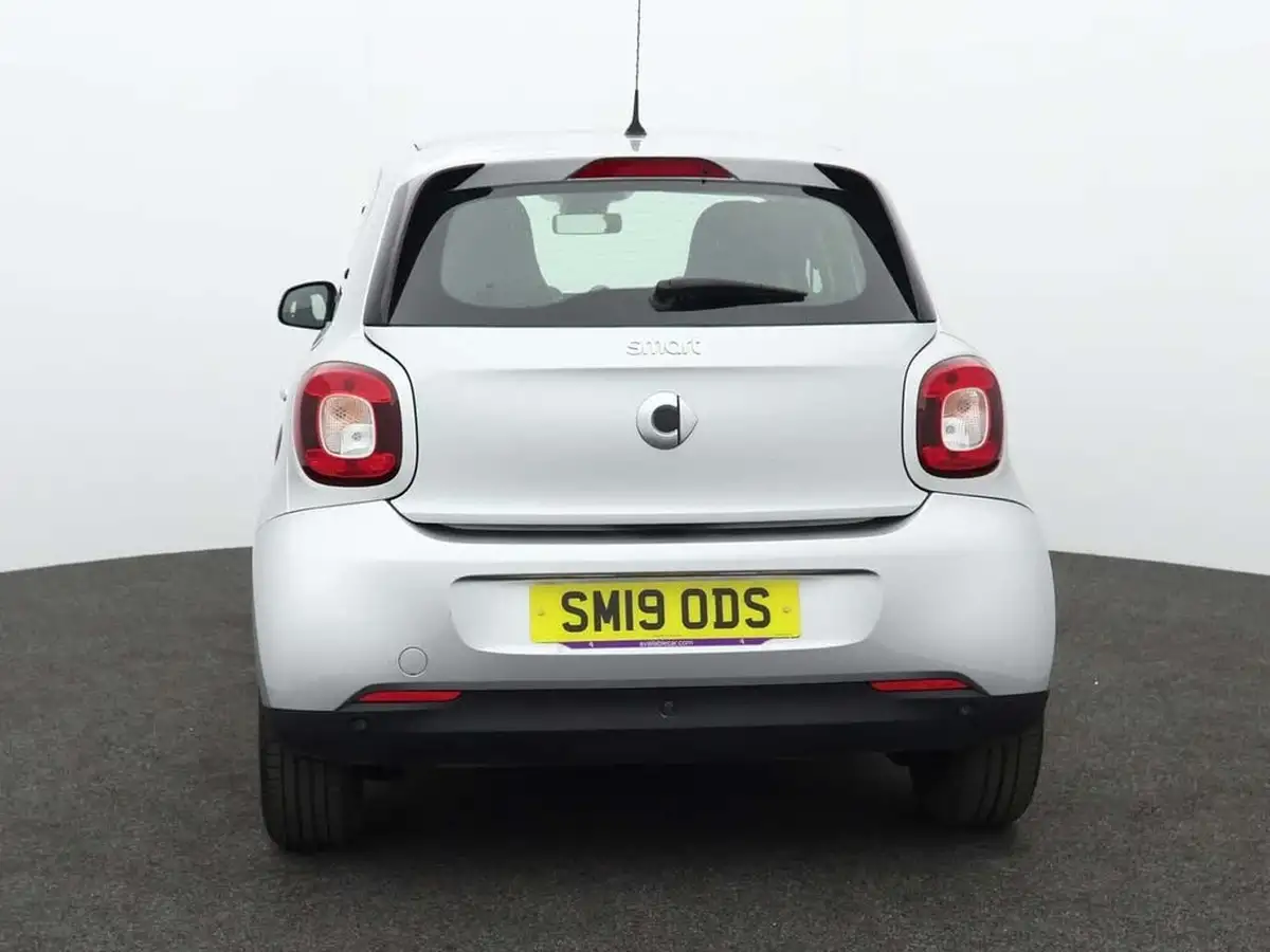 2019-smart-forfour-10-prime-premium-big-3