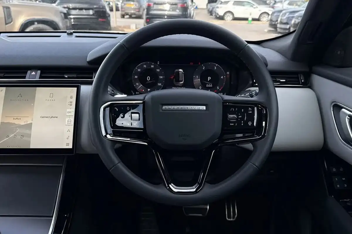 2023-land-rover-range-rover-velar-20-d200-dynamic-se-big-15