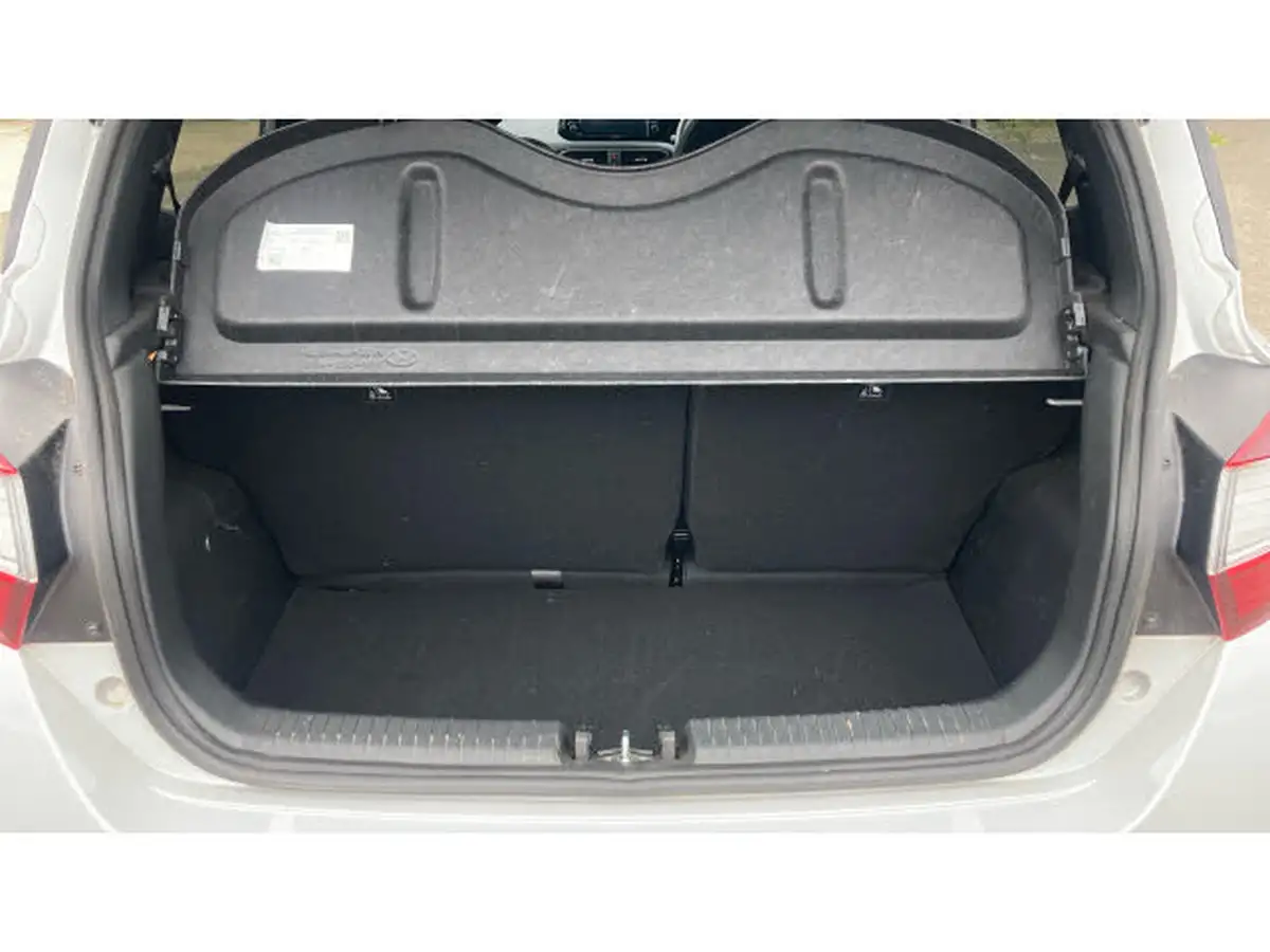 2025-hyundai-i10-10-t-gdi-n-line-90ps-two-tone-roof-big-3