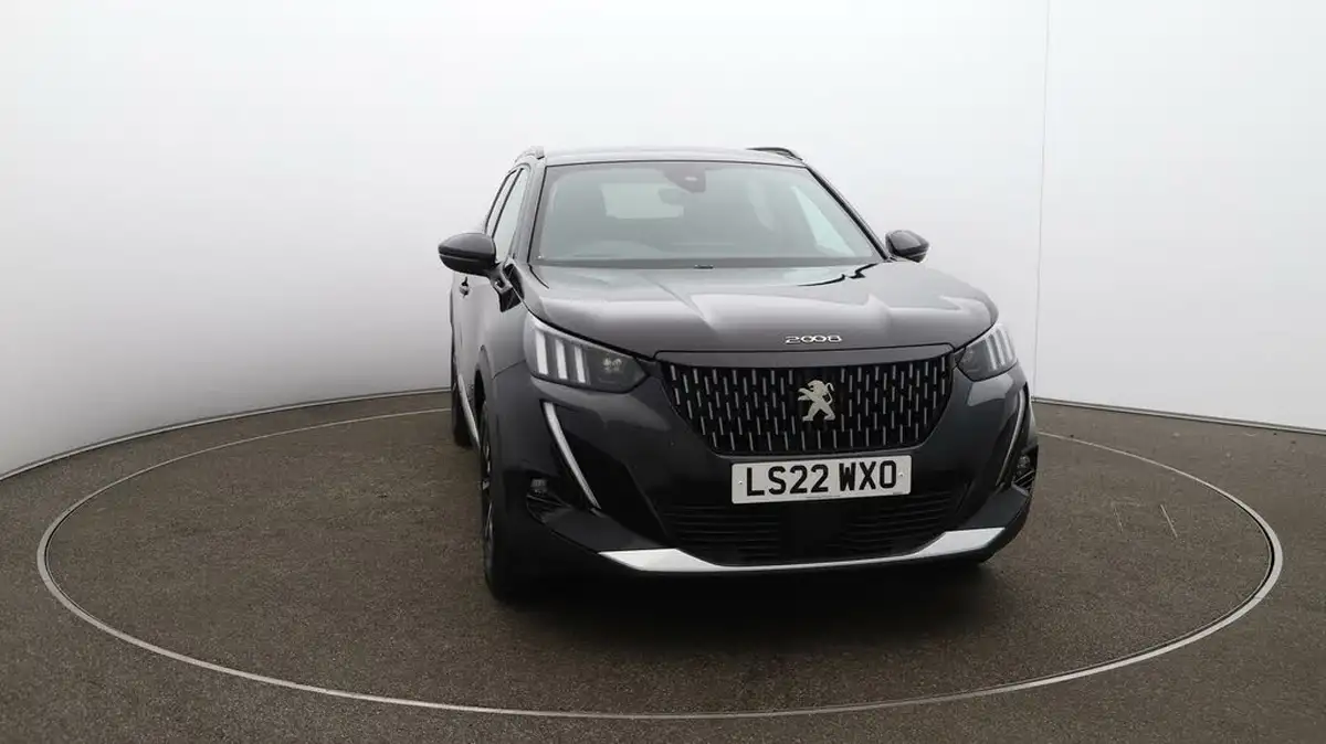 2022-peugeot-2008-suv-12-puretech-gt-big-43
