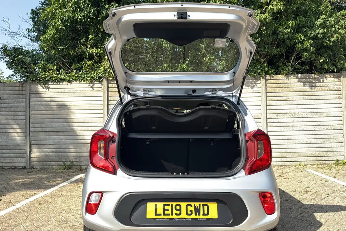 2019-kia-picanto-10-2-big-18