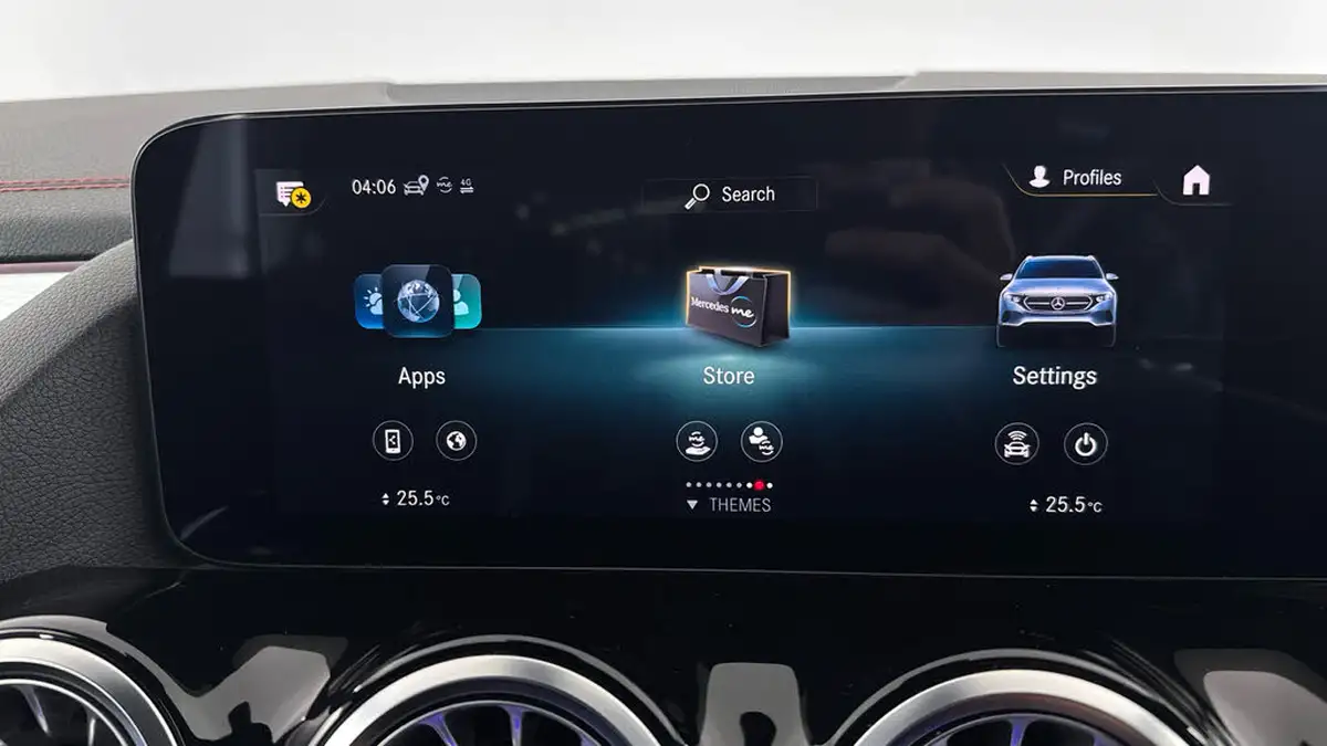 2022-mercedes-benz-eqa-e-eqa-300-amg-line-big-19