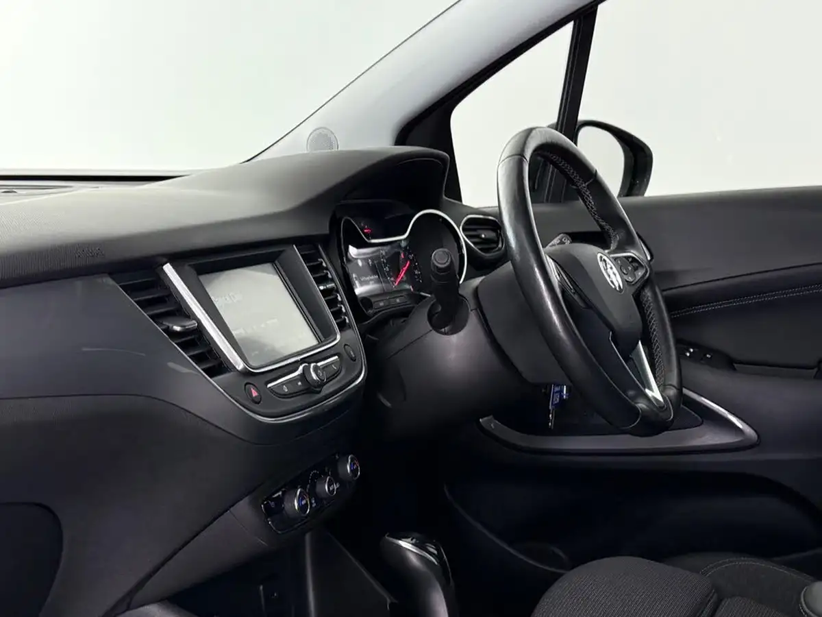 2021-vauxhall-crossland-12-elite-130ps-auto-big-18
