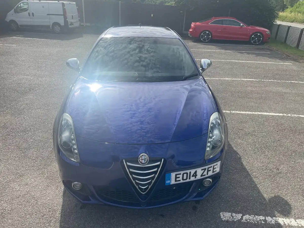 2014-alfa-romeo-giulietta-14-sportiva-nav-alfa-tct-big-18