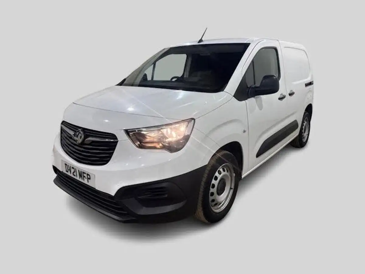 2021-vauxhall-combo-15cdti-dynamic-2300-100pseu6dt-l2h1-panel-big-9