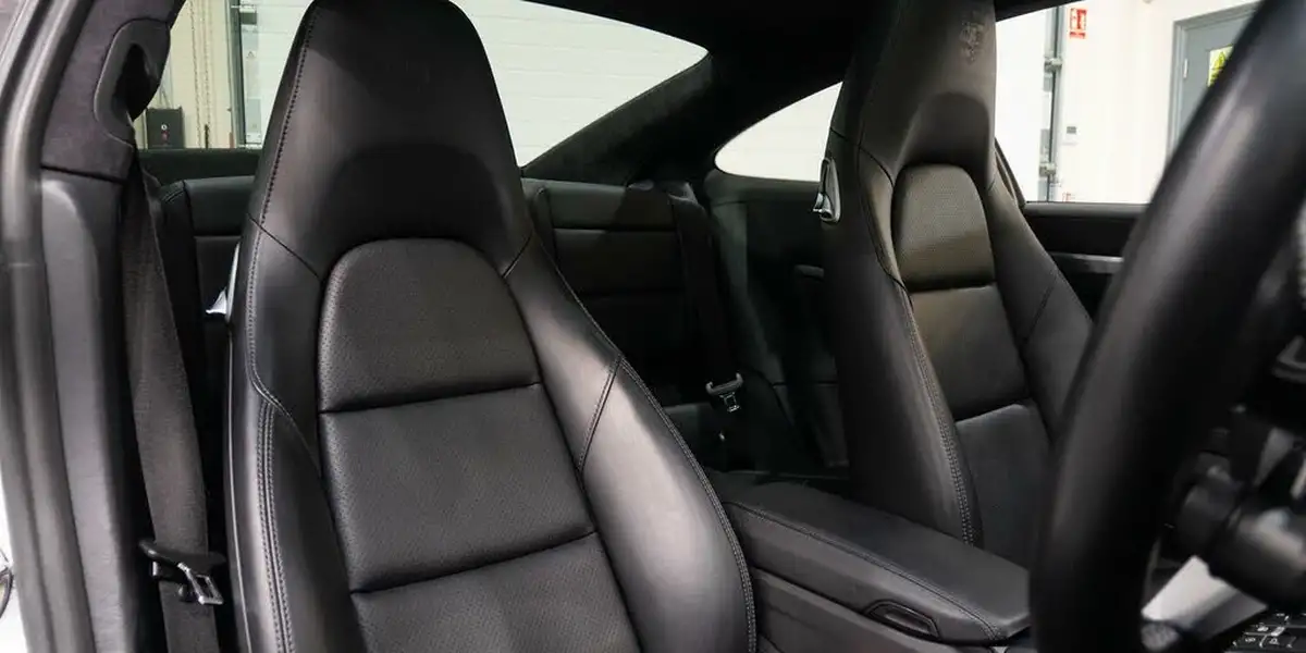 2018-porsche-911-30-carrera-s-420bhp-coupe-pdk-big-14