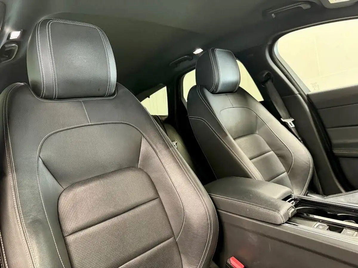 2018-jaguar-xf-20td-r-sport-180ps-sportbrake-5d-1999cc-auto-big-9