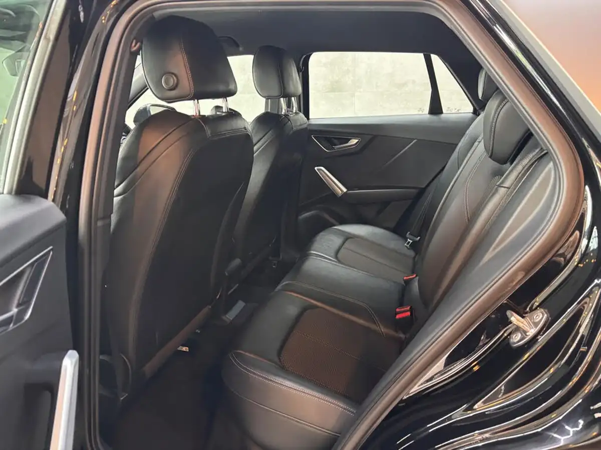 2018-audi-q2-20-tdi-s-line-big-21