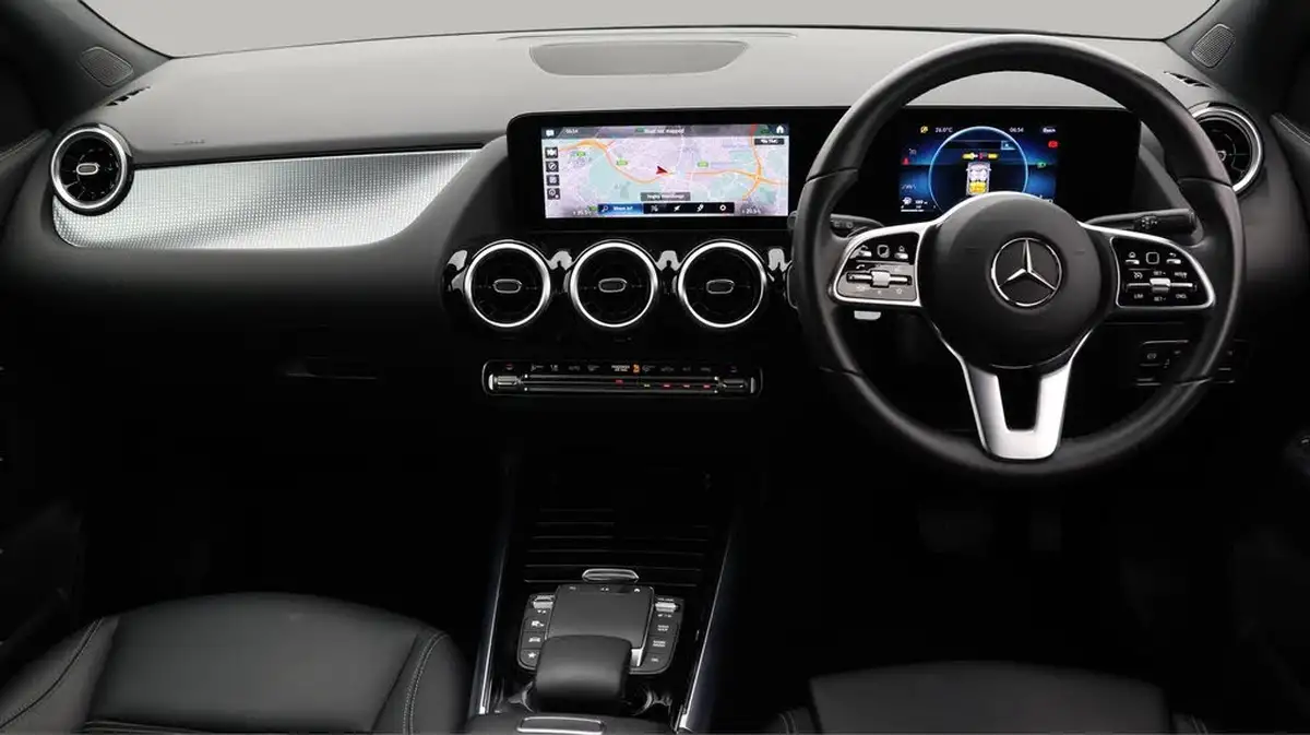 2022-mercedes-benz-gla-class-13-gla-200-sport-executive-big-13