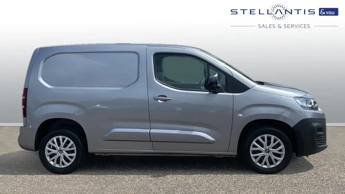 2024-citroen-berlingo-15-bluehdi-1000-driver-edition-100pseu6d-big-1