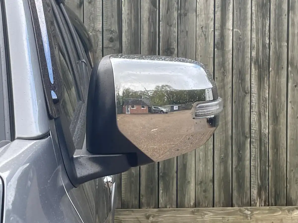 2018-mitsubishi-l200-24di-d-barbarian-eu6-big-34