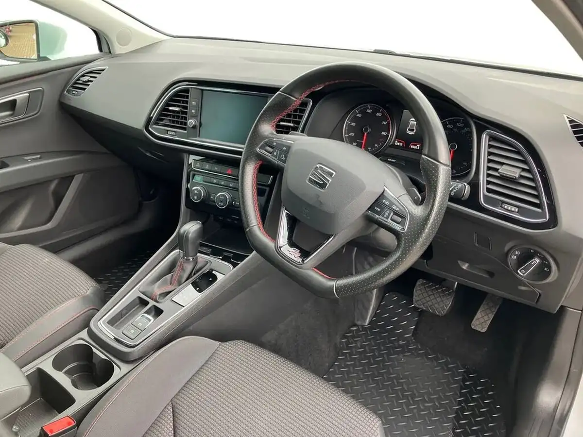 2020-seat-leon-15-tsi-evo-fr-150ps-hatchback-dsg-big-8