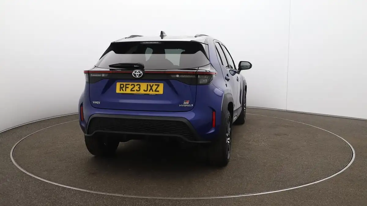 2023-toyota-yaris-cross-15-vvt-i-gr-sport-big-55