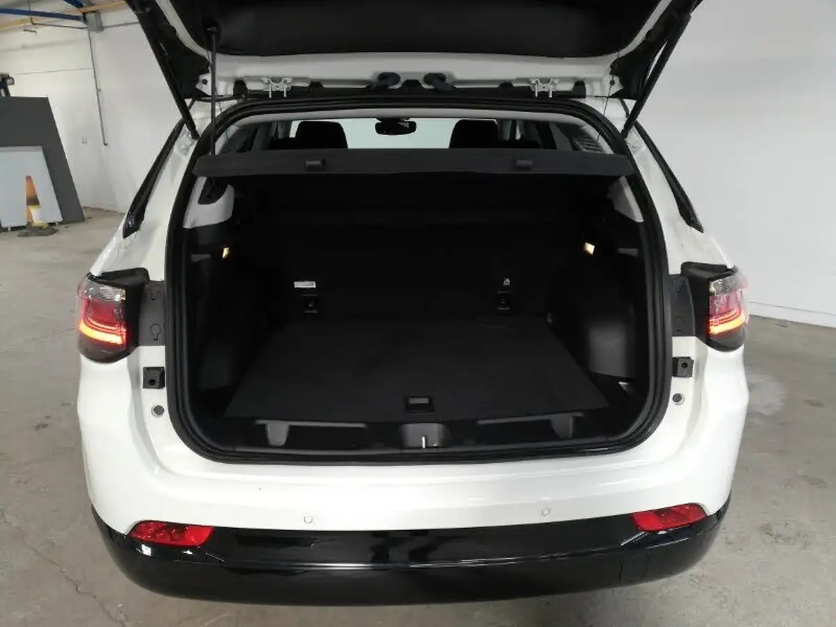 2024-jeep-compass-13-gse-s-big-7
