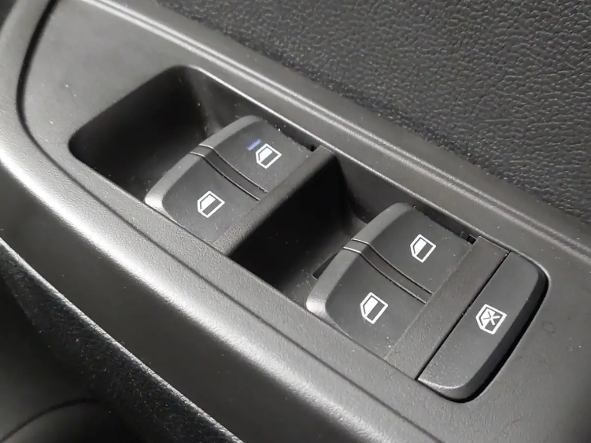 2024-mg-mg3-15-vti-tech-exclusive-nav-big-16