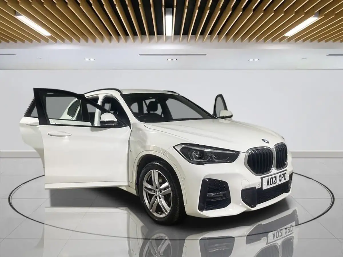 2021-bmw-x1-15-xdrive-25e-phev-m-sport-big-10