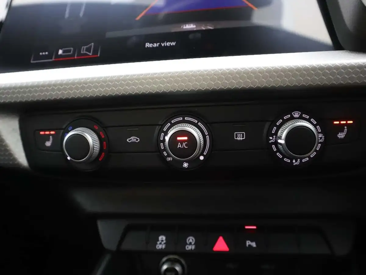 2022-audi-a1-10-25-tfsi-s-line-big-27