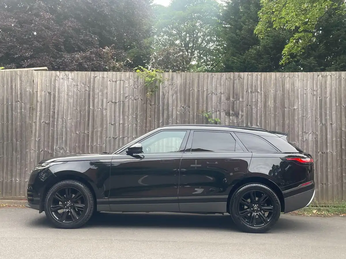 2019-land-rover-range-rover-velar-20-d240-r-dynamic-se-big-3