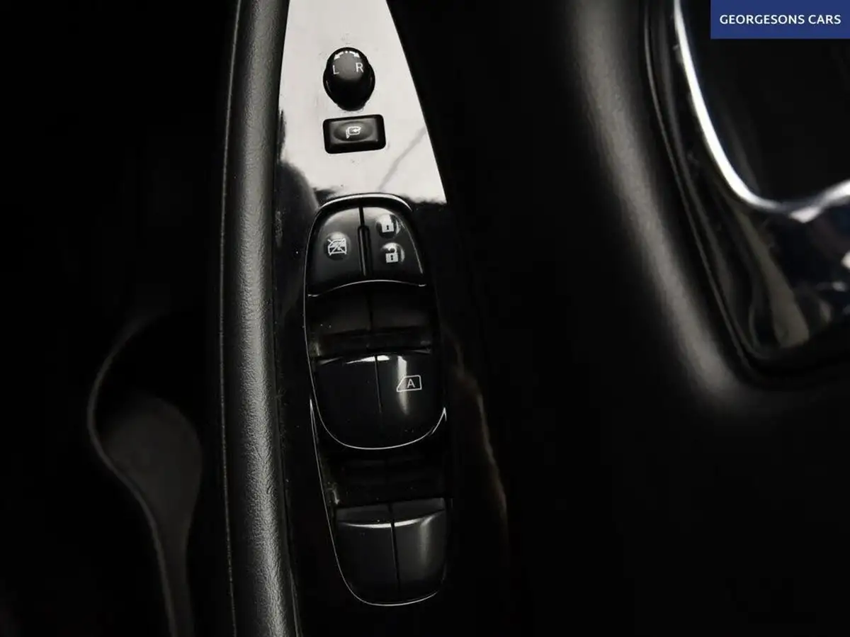 2022-nissan-leaf-e-e-n-connecta-big-35