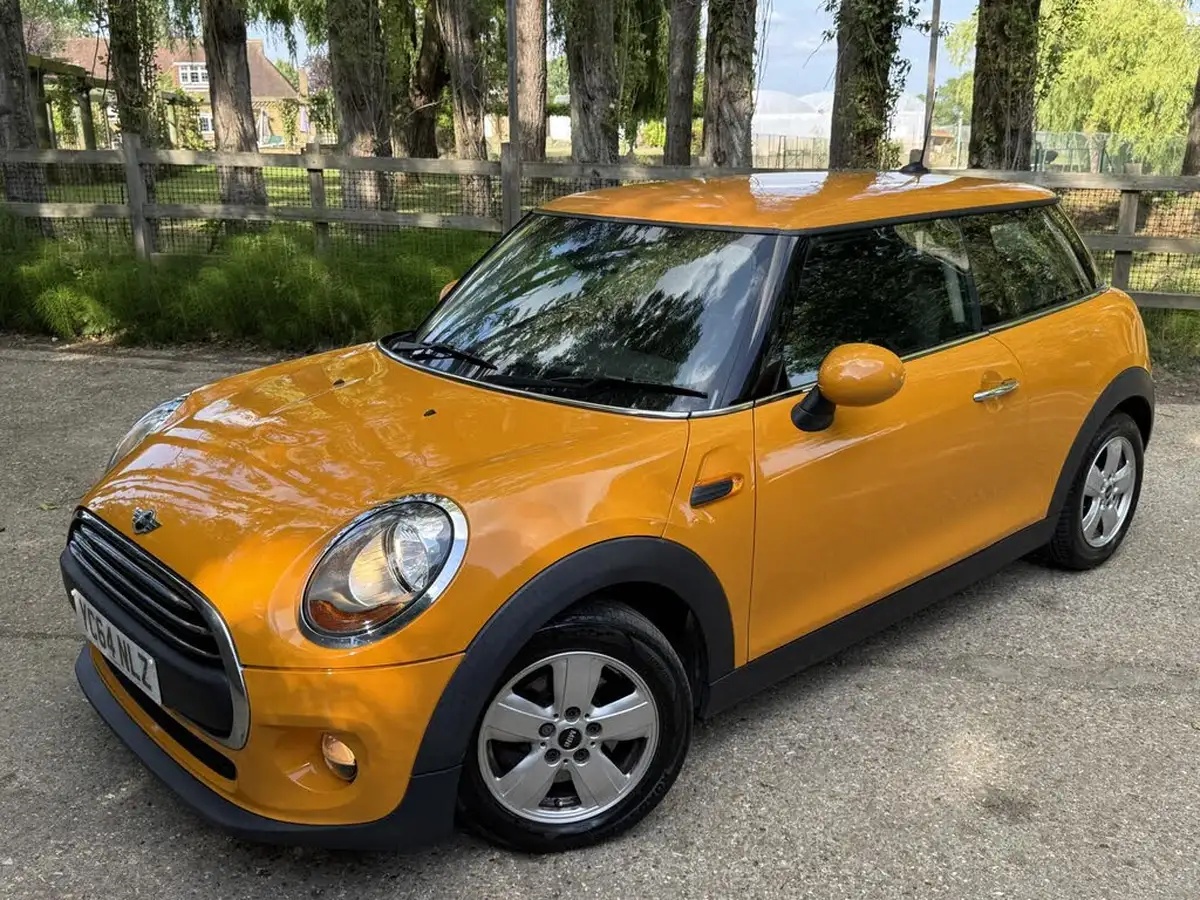 2014-mini-cooper-12-one-media-xlss-3d-big-3