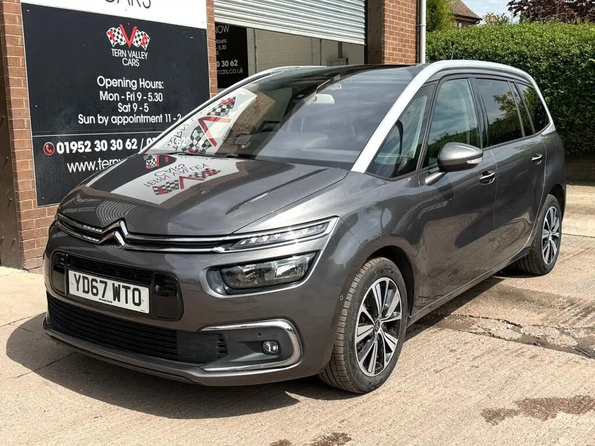 2017-citroen-grand-c4-picasso-16bluehdi-flair-big-24
