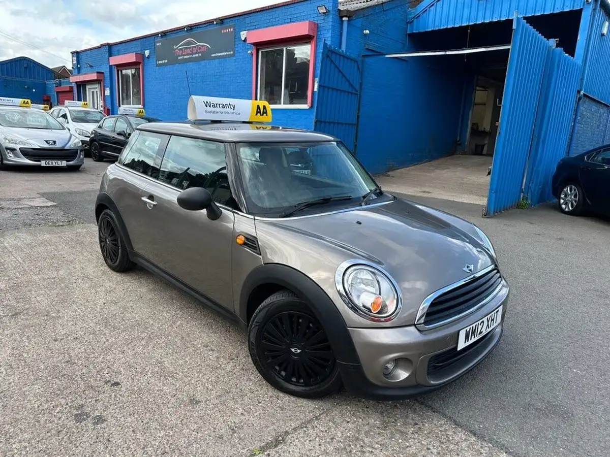 2012-mini-cooper-16-one-98bhp-hatchback-3d-auto-big-0