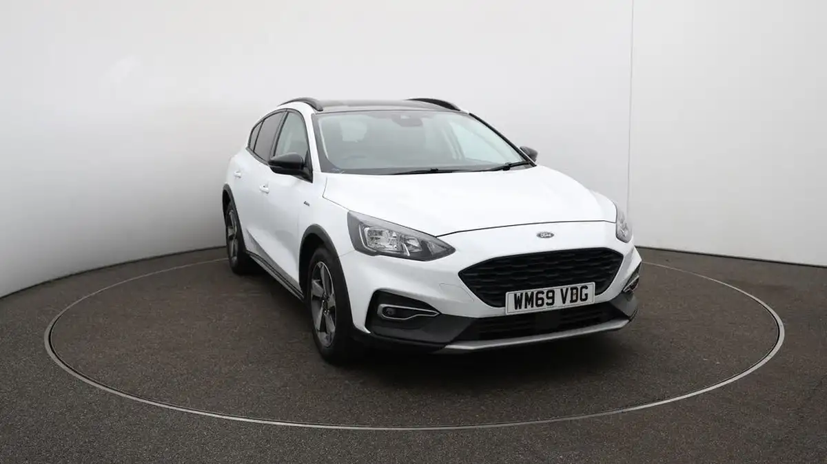 2019-ford-focus-10t-active-hatchback-big-40