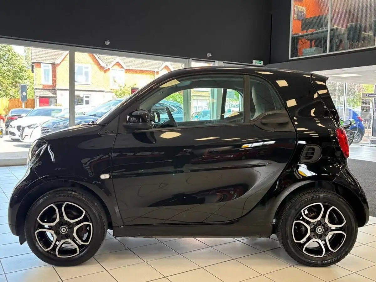 2016-smart-fortwo-09-prime-premiumss-coupe-big-5