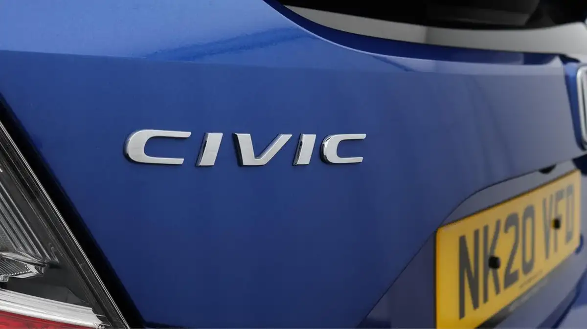 2020-honda-civic-16-i-dtec-ex-ss-hatchback-5d-big-21