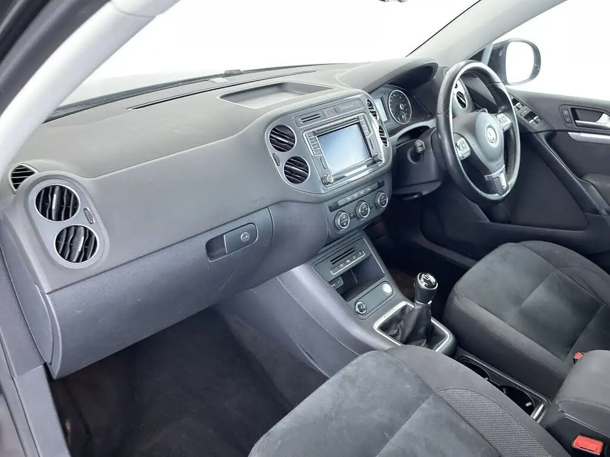 2016-volkswagen-tiguan-20tdi-match-edition-150ps-4motion-bmt-ss-big-31