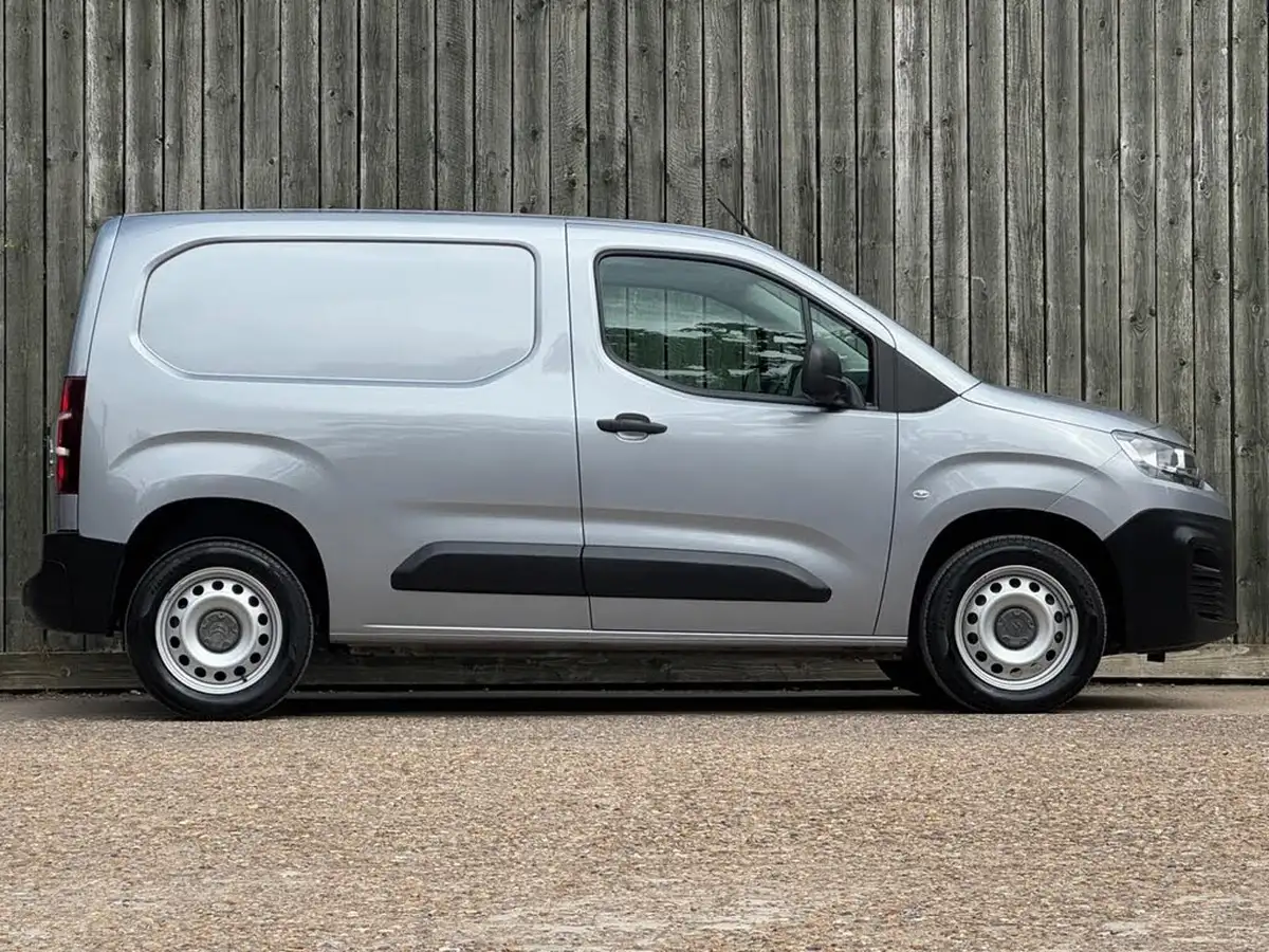 2023-citroen-berlingo-15-bluehdi-1000-enterprise-edition-100pseu6d-big-21