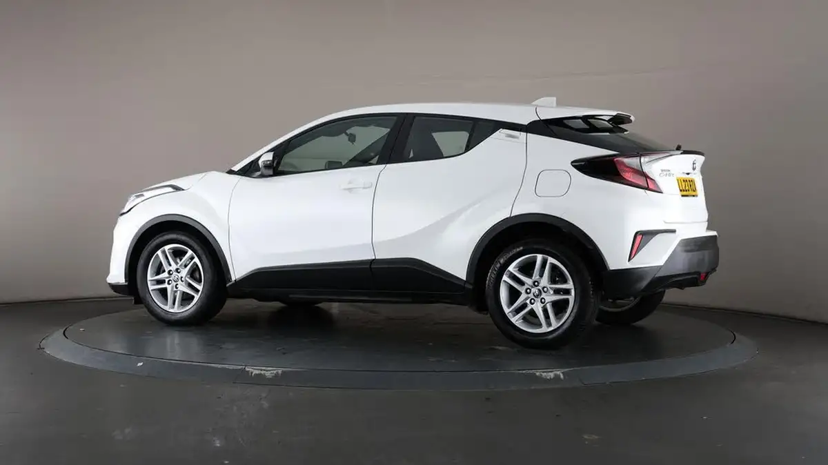 2023-toyota-c-hr-18-vvt-i-icon-120bhp-big-53