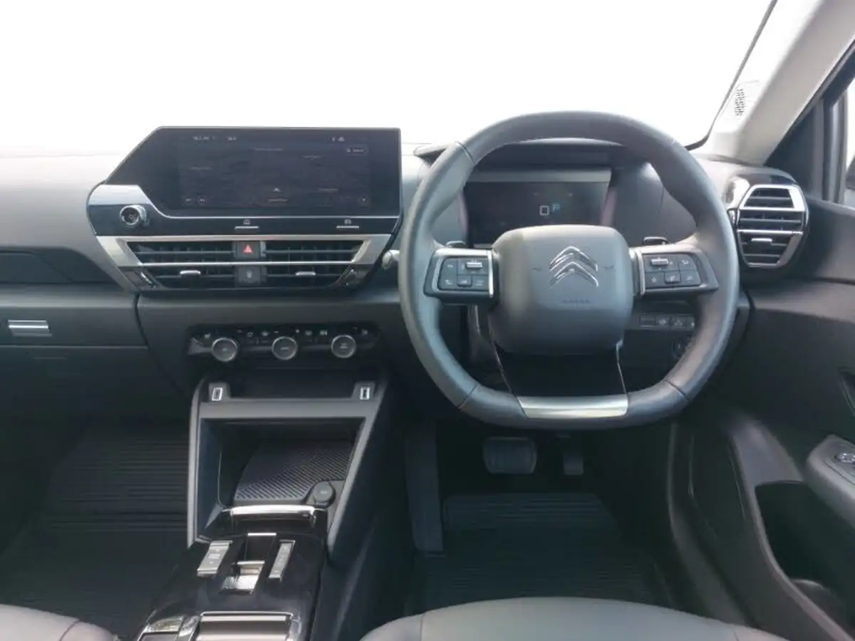 2024-citroen-c4-x-12-puretech-max-130ps-ss-eat8-big-6