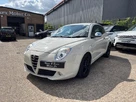 2012-alfa-romeo-mito-14-veloce-tb-multiair-135bhp-tct-small-2