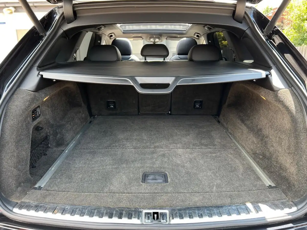 2017-bentley-bentayga-60-w12-big-68