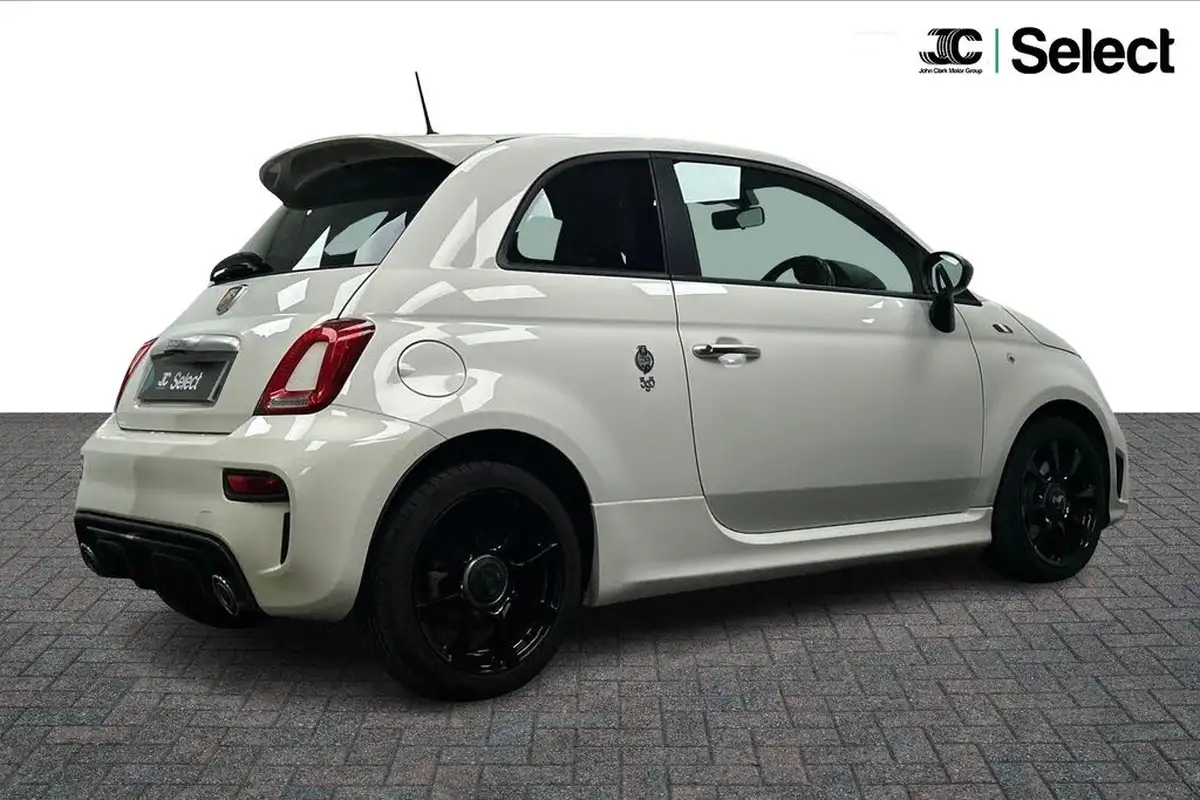 2019-abarth-595-14-tjet-big-1